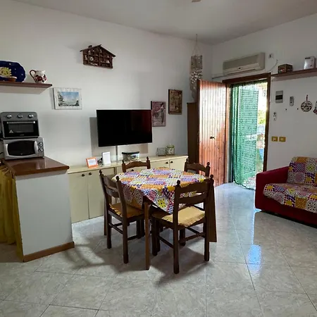 Terrazza Fronte Mare Semesterbostad Agnone Bagni